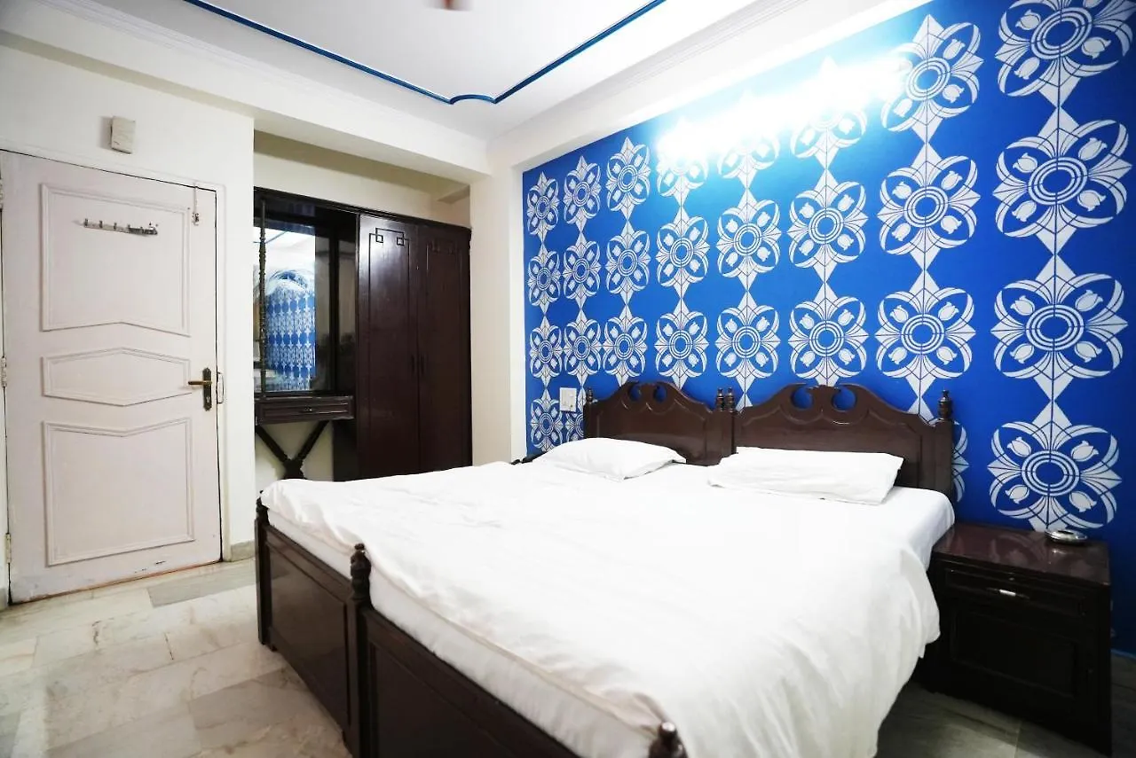 Hotel Le Sancy Delhi  Guest house